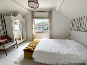 Photo 14- click for photo gallery